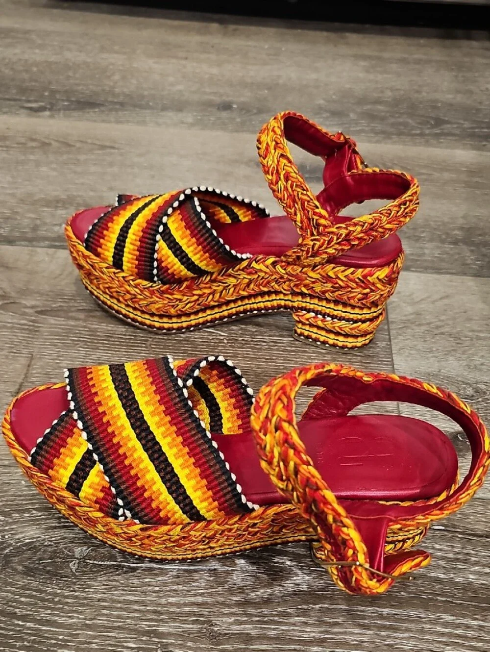 [Like NEW] ANTOLINA Paris Multicolor Platform Sandals Woven Red, Yellow, Black